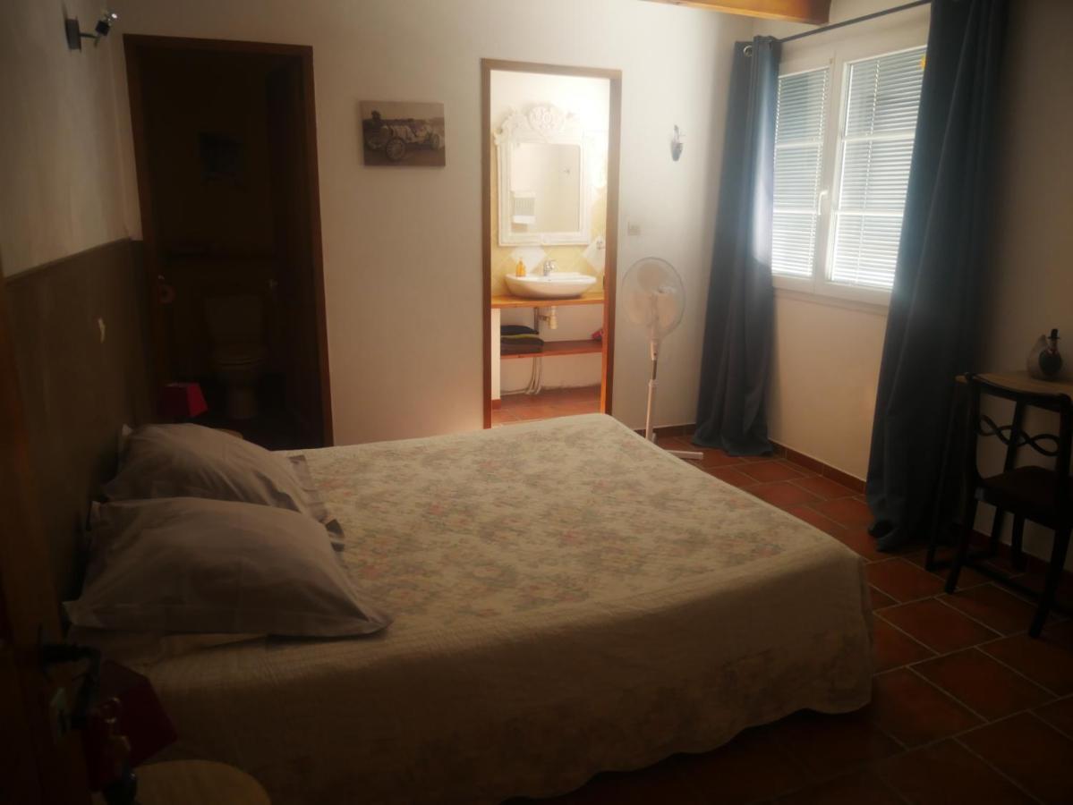 La Feniere Bed & Breakfast Venejan Luaran gambar