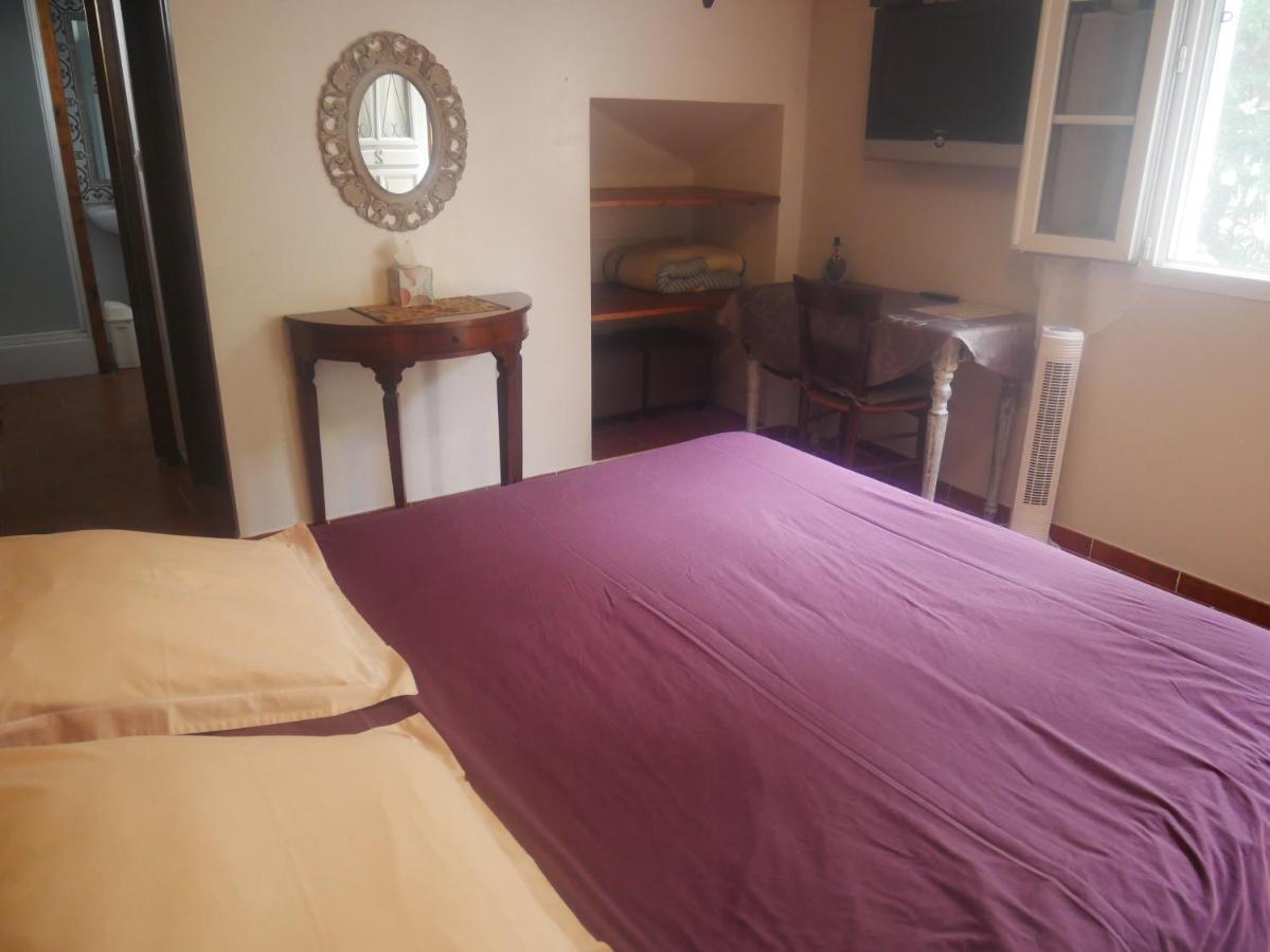 La Feniere Bed & Breakfast Venejan Luaran gambar
